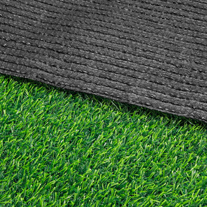 Hierba sintética para suelos deportivos artificiales multifuncionales
Alfombra de césped artificial para venta al por mayor - Product Image 3