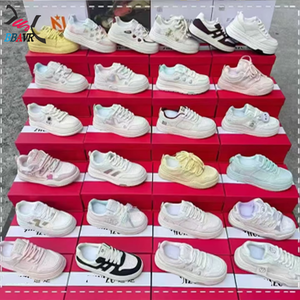 Liquidación de Inventario: Zapatos de Mujer con Suela Suave, Ligeros y Transpirables, Zapatillas Versátiles para el Día a Día - Product Image 3