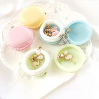 K298 Mini boucles d'oreilles macaron rondes en plastique de 9.8cm Boîte à bijoux Organisateur Emballage cadeau élégant pour la collection de macarons