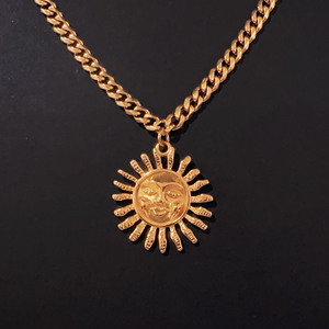 China Factory 316l Stainless Steel Jewelry Smile Face Cuban Chain Sun <strong>Necklace</strong> 18k Gold Plated Women <strong>Boho</strong> Sunshine <strong>Necklace</strong> - Product Image 2