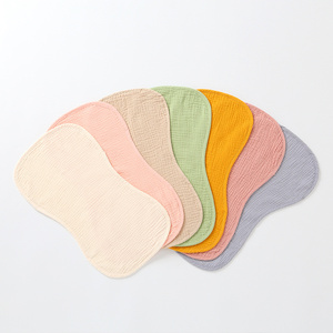 Venta al por mayor de color sólido suave bebé eructo paño recién nacido hombrera algodón muselina 4 capas bebé sudor absorbente toallas - Product Image 1