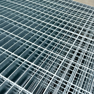 Venta al por mayor <span class=keywords><strong>de</strong></span> inmersión en caliente galvanizado estacionamiento <span class=keywords><strong>puerta</strong></span> Mat pasarela plataforma pasarela rejilla <span class=keywords><strong>de</strong></span> acero - Product Image 1