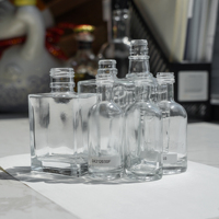 Grosir Pabrik 30Ml 50Ml 100Ml 120Ml 140Ml Botol Kaca Mini Minuman Keras Minuman Anggur Wiski Vodka Gin Botol Kaca