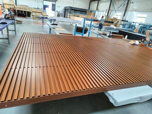 <span class=keywords><strong>Porte</strong></span> <span class=keywords><strong>de</strong></span> <span class=keywords><strong>garage</strong></span> sectionnelle en acier galvanisé couleur bois moderne automatique électrique Grille <span class=keywords><strong>de</strong></span> sécurité <span class=keywords><strong>Porte</strong></span> à panneau vertical - Product Image 2