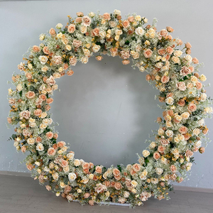 Arreglo de Arco Metálico de Lujo con Flores Artificiales y Follaje Verde para Decoración de Eventos, Ceremonias de Boda y Fiestas, con Arco Floral de Rosas - Product Image 2