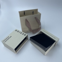 Boîtes à bijoux de luxe personnalisées pour colliers et bracelets, emballage cadeau en papier de qualité supérieure pour bijoux