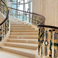 Ventes en gros de rampes d'escalier européennes de luxe modernes et durables en laiton et en aluminium, sur mesure pour escaliers intérieurs