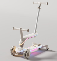 Trottinette moderne pour enfants avec corps en PP, roues en PU, hauteur réglable, lumières LED, siège inclus, frein arrière pour les enfants de 0 à 12 ans