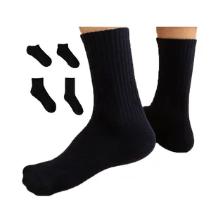 Chaussettes en coton avec logo personnalisé Chaussettes d'athlétisme mi-cheville pour hommes et femmes, blanches et noires Chaussettes de sport de course à coussin épais