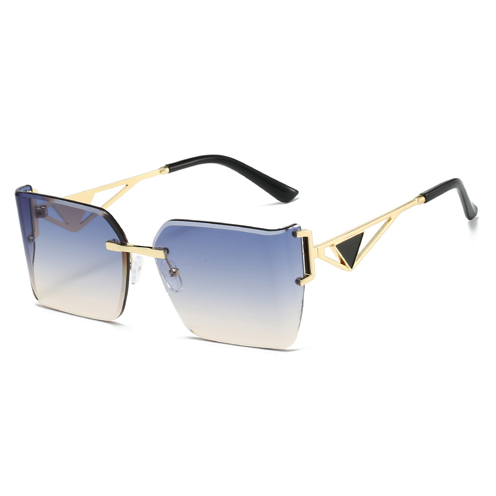 Oversized Square Shield Sunglasses for Women Punk Trendy UV400 Amazon.com: helena Classic Oversized punk Square Sunglasses  main image 4