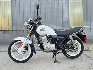 Moto Honda1 Tongyu <span class=keywords><strong>125</strong></span> 125cc monocylindre refroidie par air <span class=keywords><strong>4</strong></span> <span class=keywords><strong>temps</strong></span>, moteur OTR, 5 vitesses, économique en carburant, type cruiser - Product Image 2