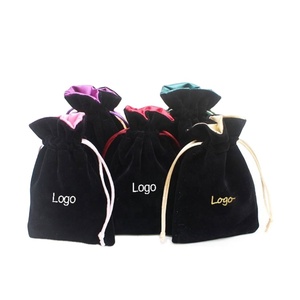 Petites pochettes en velours recyclables avec cordon de serrage, logo personnalisé imprimé en soie, sacs d'emballage pour bijoux et dés, pour cadeaux - Product Image 1
