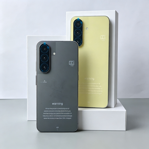 สมาร์ทโฟน A56 24GB+1TB 5G, แบตเตอรี่ 7000mAh, ดีไซน์บางเฉียบ, ปลดล็อคด้วยลายนิ้วมือและใบหน้า, รองรับซิมคู่, กล้องความละเอียดสูง - Product Image 1