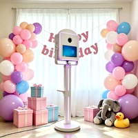 Photomaton en métal avec écran tactile réglable à 15,6 pouces, bande lumineuse LED et caméra pour les mariages, les fêtes et les événements de location