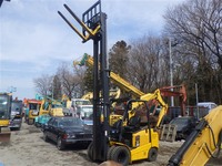 Chariot élévateur diesel Komatsu FD20 d'occasion, 1 tonne, moteur AC, 4 roues motrices, modèle 2012, bon état, industries de la restauration, garantie 1 an