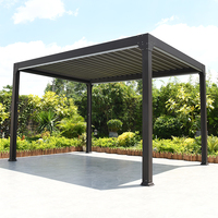 Pergola bioclimatique moderne en aluminium avec toit à lames orientables, imperméable, pour l'extérieur, pour l'ombrage