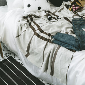 Yiruio haute qualité en gros énorme couverture en <span class=keywords><strong>tricot</strong></span> épais <span class=keywords><strong>Plaid</strong></span> pur 100% laine mérinos matériel et couverture en <span class=keywords><strong>tricot</strong></span> à la main Glt - Product Image 4