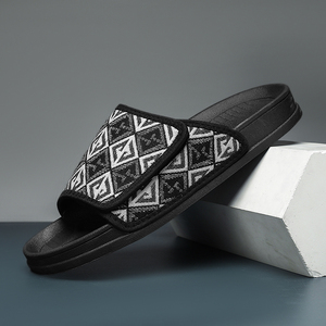 Pantuflas de Verano para Hombre y Mujer, Pantuflas Suaves de PVC, Sandalias Planas para Interiores, Zapatos de Playa para Exteriores para Hombre - Product Image 6