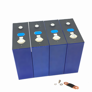 Batería de Litio CATL de 3.2V y 125AH con 6000 Ciclos y 1 Año de Garantía para Aplicaciones de Energía Solar y Carritos de Golf - Product Image 3