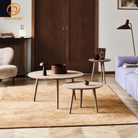 Tables basses élégantes en bois de chêne pour hôtels et maisons – Combinaison simple pour l'intérieur