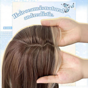 วิกผมยาวหยิกแบบติดหน้าผาก 13x4  ใยคานาคาลอน  ไร้รอยต่อ  คล้ายเส้นผมจริง  คลุมทั้งศีรษะ  สีเทาไฮไลท์ทอง - Product Image 3