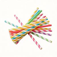 Pailles en papier jetables biodégradables au design attrayant, conçues pour une utilisation écologique