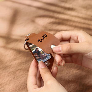 Sublimación personalizada en blanco Pu cuero familia foto llavero Madre Padre regalo Diy llaveros - Product Image 5