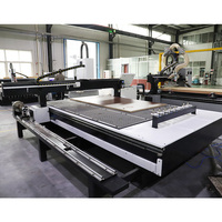 1530 routeur CNC 4 axes travail du bois changement d'outil automatique routeur CNC