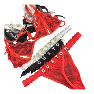 Ensemble de lingerie sexy personnalisable avec lettrage en strass personnalisé et soutien-gorge en dentelle transparente G-String pour culotte Tangas à lettres dorées - Product Image 3