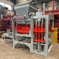 Presse à blocs de béton automatique QT4-15, formateur de briques de pavage hydraulique pour la production de blocs de ciment multi-produits