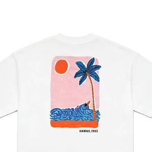 T-shirt Oversize Beige in Cotone - Stampa Grafica Hawaii Surfing Vibes Stile Casual Costiero - Product Image 4