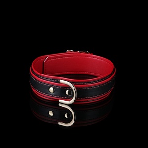 Collar BDSM de Cuero Ajustable Rojo y Negro con Pequeño Candado, Accesorio de Bondage Fetiche, Productos para Adultos para Juegos de Rol - Product Image 5