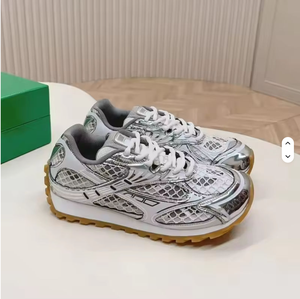 Sneakers alla Moda per Uomo e Donna, Nuove Scarpe BV di Design di Alta Qualità con Lacci Luminosi e Punta Morbida - Product Image 5