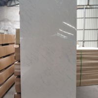 Plaque de marbre PVC UV écologique imperméable de luxe 2,8 mm/3 mm, ignifuge, anti-termites, résistante à la chaleur, facile à nettoyer avec emballage PPWR