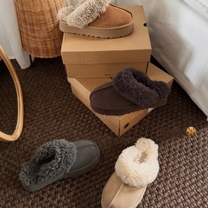 Chaussures d'hiver et d'automne pour femmes, à semelle épaisse, en laine rembourrée, chaudes, décontractées, une pièce, à enfiler, en coton, de créateur, pour l'extérieur - Product Image 3