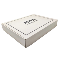 Boîte cadeau en papier de luxe personnalisée pour chaussettes avec fermeture magnétique, matériaux recyclés, laminations brillantes et mates