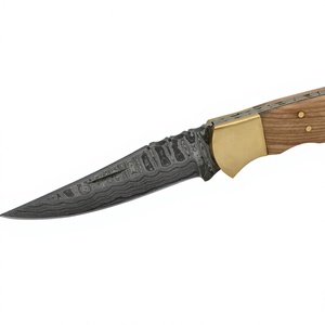 Navaja de bolsillo de acero de Damasco forjada a mano para minoristas - Product Image 2