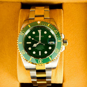 Montre automatique exclusive en acier inoxydable, résistante à l'eau, avec cristal saphir, bouton poussoir, fermoir caché, réserve de marche de 40 heures - Product Image 1