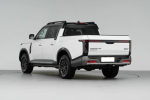 Nueva Camioneta Todoterreno <span class=keywords><strong>Nissan</strong></span> Frontier Pro PHEV 2026 de Zhengzhou, Edición Flagship, 131 km de Autonomía, Tracción en las Cuatro Ruedas, Motor 2.0T de 258 hp, 5 Plazas - Product Image 4