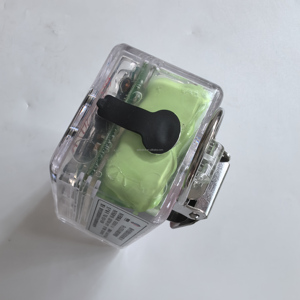 Unité de signalisation portable avec détecteur de mouvement et alarme sonore pour la sécurité des pompiers - Product Image 4