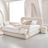 Cadre de lit rembourré en tissu bouclé au design nuage personnalisable, lit plateforme minimaliste en tissu crème, meubles de chambre à coucher pour la maison et l'hôtel