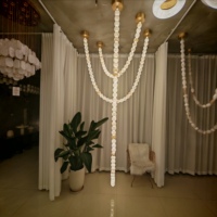 Lustre moderne de luxe en albâtre avec pendentif LED en forme de boule de perles, idéal pour chambre, hôtel et décoration intérieure