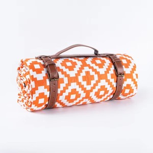 Vente en gros <span class=keywords><strong>de</strong></span> tapis <span class=keywords><strong>de</strong></span> pique-nique imperméable extra large, pliable, portable, pour le camping en plein air, la <span class=keywords><strong>plage</strong></span>, pour la promotion - Product Image 1