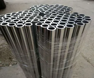 Astm 1050 1060 3003 3105 5052 6061 7050 Al Aluminum Round Rod Pipe Tube