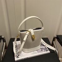 Sac seau tendance Star Lady, style bohème, fermeture à fermoir, printemps-été, simplicité urbaine, couleurs contrastées