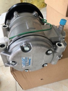 Compresseur de climatisation 24V A/C pour KOMATSU PC200-6 WA380-3 D155-3 D275-2 pièces de machines de construction - Product Image 3