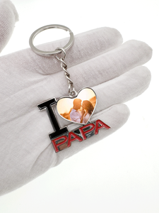 Llavero Creativo con Forma de Corazón de Aleación para Fotos Digitales - Regalo de Moda para Cumpleaños, Día del Padre y Día de la Madre - Product Image 3