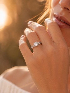 Ensemble de mariage deux pièces en argent sterling S925 avec moissanite taille coussin couleur D VVS1, bague de fiançailles - Product Image 6