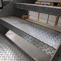 DAIYA escaliers en métal en acier avec balustrade en verre trempé en forme de u escaliers