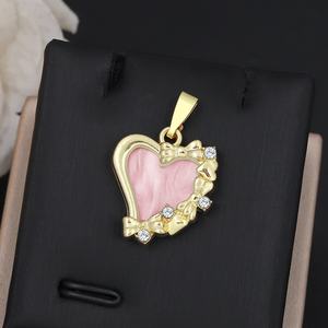 Pendentif JXX au design tendance, plaqué or 18 carats, pendentif cœur en laiton de haute qualité avec zircon - Product Image 3